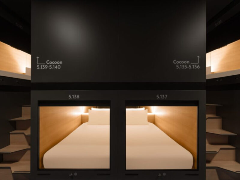 Zedwell Capsule Hotel